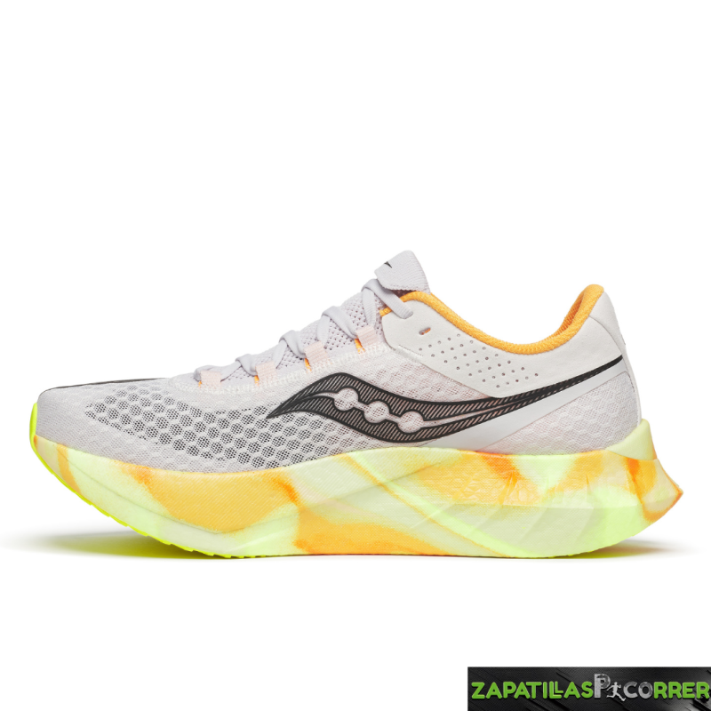 Zapatillas Saucony Endorphin Pro 4 Blanca Naranja  Placa de Carbono