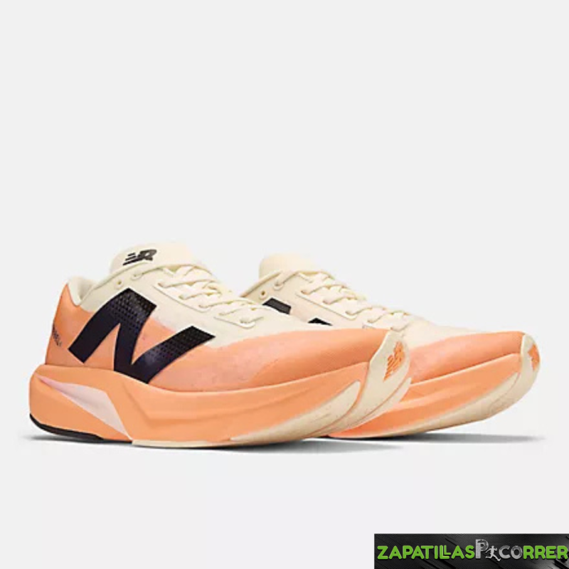 Zapatillas New Balance FuelCell Rebel v4 Naranja Brillante Negro