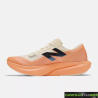 Zapatillas New Balance FuelCell Rebel v4 Naranja Brillante Negro